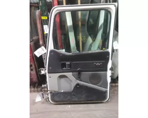 WESTERN STAR 4700 DOOR ASSEMBLY, FRONT