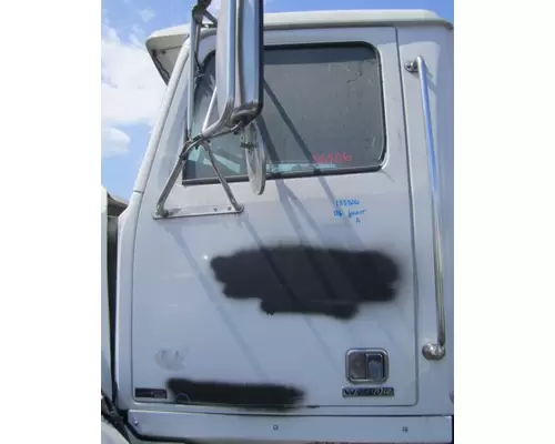 WESTERN STAR 4700 DOOR ASSEMBLY, FRONT