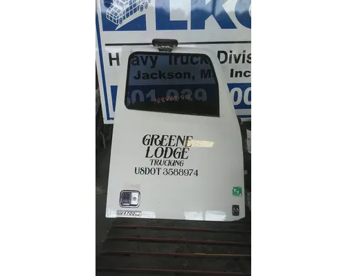 WESTERN STAR 4700 DOOR ASSEMBLY, FRONT