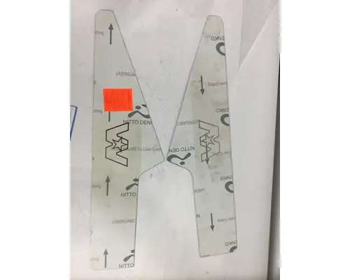 WESTERN STAR 4700 DOOR-FRONT