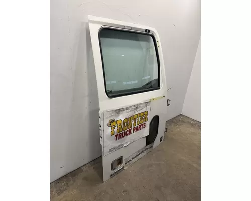 WESTERN STAR 4700 Door Assembly, Front