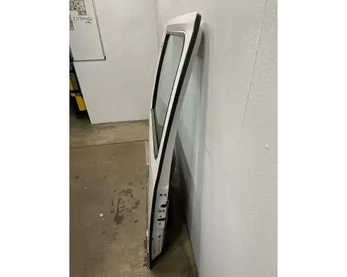WESTERN STAR 4700 Door Assembly, Front