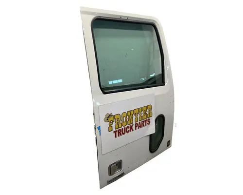 WESTERN STAR 4700 Door Assembly, Front