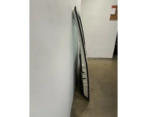 WESTERN STAR 4700 Door Assembly, Front