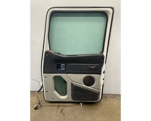 WESTERN STAR 4700 Door Assembly, Front