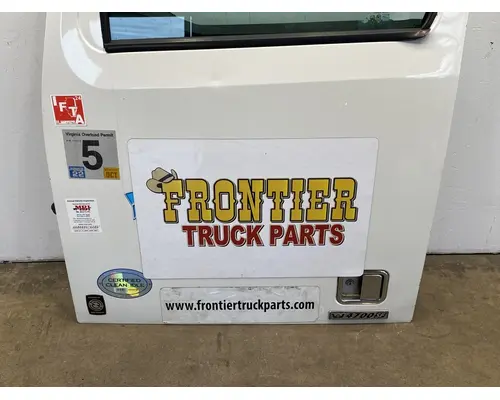 WESTERN STAR 4700 Door Assembly, Front