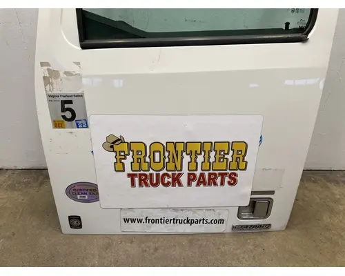 WESTERN STAR 4700 Door Assembly, Front