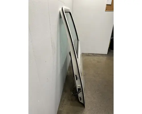 WESTERN STAR 4700 Door Assembly, Front