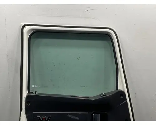 WESTERN STAR 4700 Door Assembly, Front