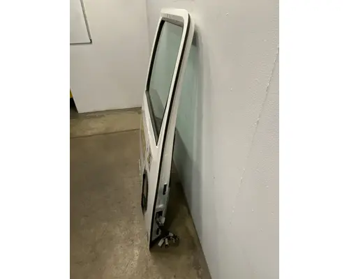 WESTERN STAR 4700 Door Assembly, Front