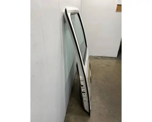 WESTERN STAR 4700 Door Assembly, Front