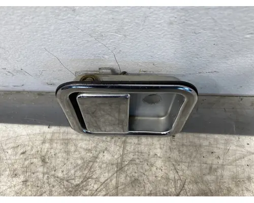 WESTERN STAR 4700 Door Handle