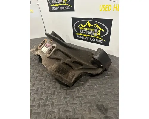 WESTERN STAR 4700 Engine Mounts