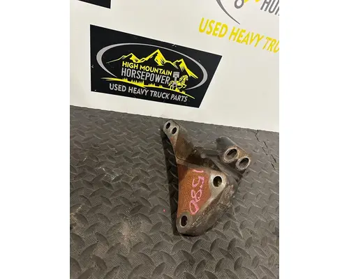 WESTERN STAR 4700 Engine Mounts