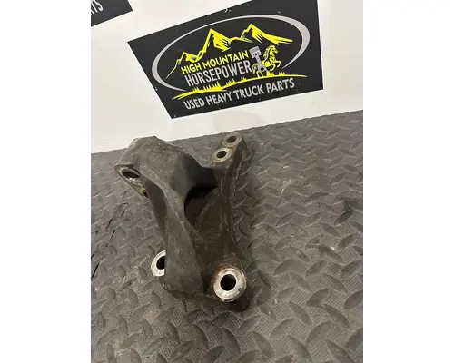 WESTERN STAR 4700 Engine Mounts