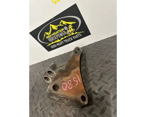 WESTERN STAR 4700 Engine Mounts