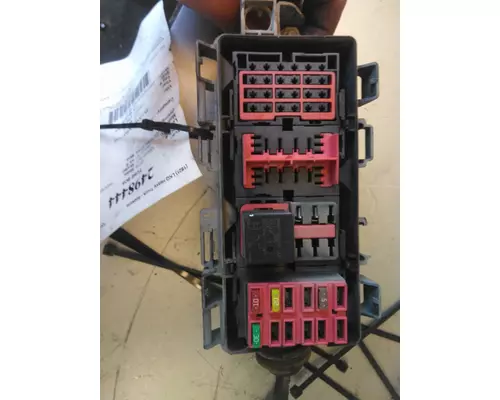 WESTERN STAR 4700 FUSE BOX