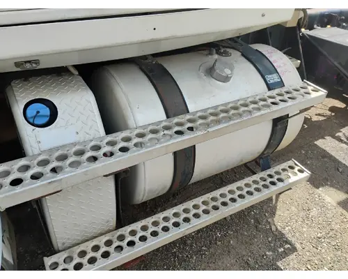 WESTERN STAR 4700 Fuel Tank