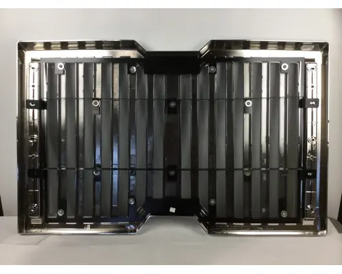 WESTERN STAR 4700 GRILLE