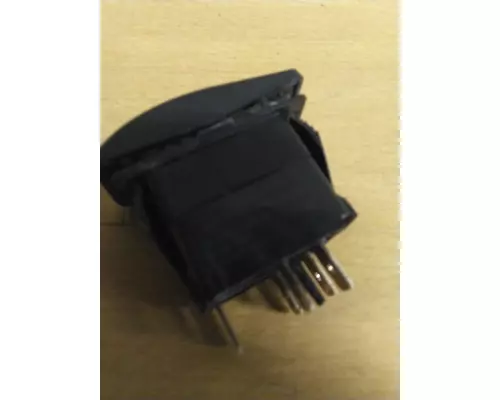 WESTERN STAR 4700 HEADLAMP SWITCH