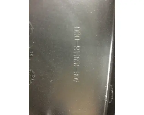 WESTERN STAR 4700 HEADLAMP