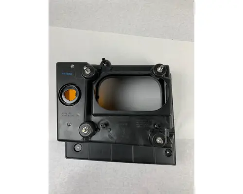 WESTERN STAR 4700 HEADLAMP