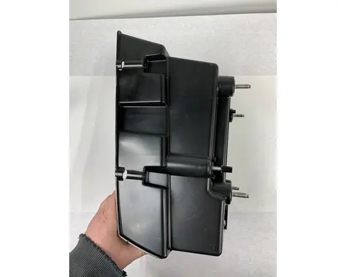 WESTERN STAR 4700 HEADLAMP