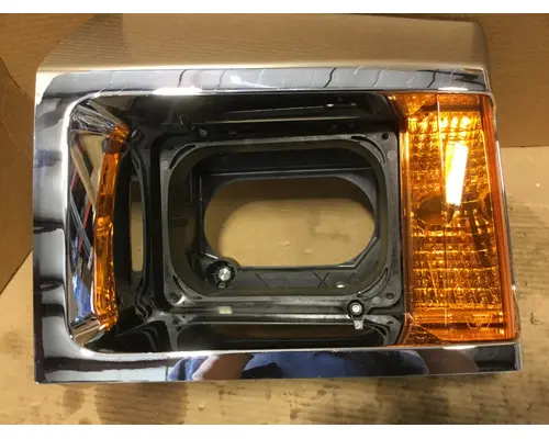 WESTERN STAR 4700 HEADLAMP