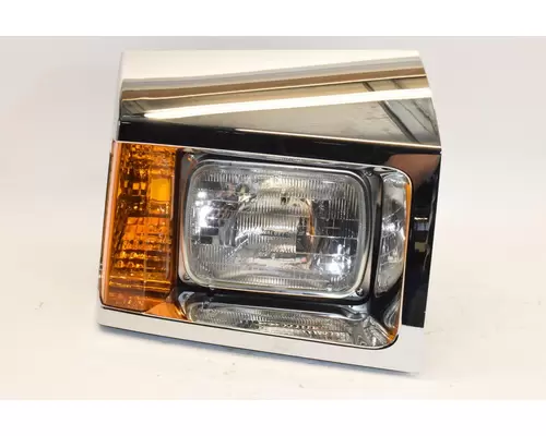 WESTERN STAR 4700 Headlight