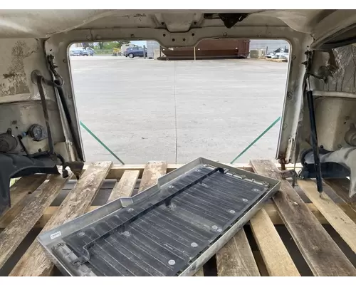 WESTERN STAR 4700 Hood
