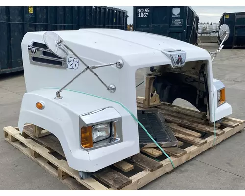 WESTERN STAR 4700 Hood