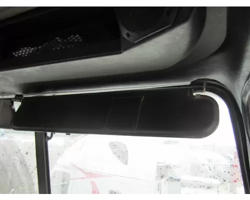 WESTERN STAR 4700 INTERIOR SUN VISOR