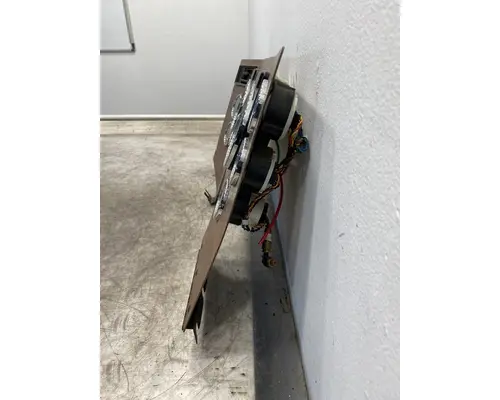 WESTERN STAR 4700 Instrument Cluster