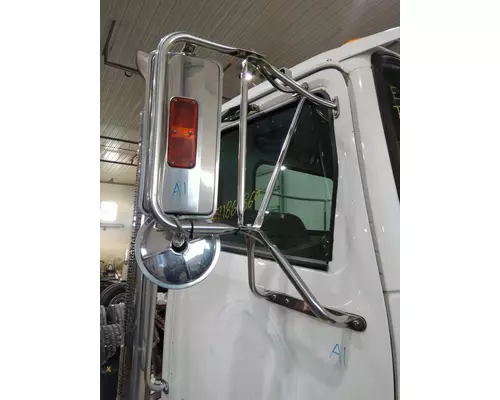 WESTERN STAR 4700 MIRROR ASSEMBLY CABDOOR