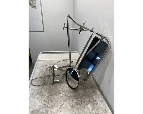 WESTERN STAR 4700 Mirror (Side View)