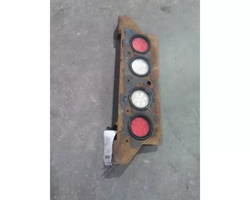 WESTERN STAR 4700 STOP TURN TAIL LAMP