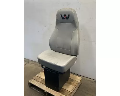 WESTERN STAR 4700 Seat, Front