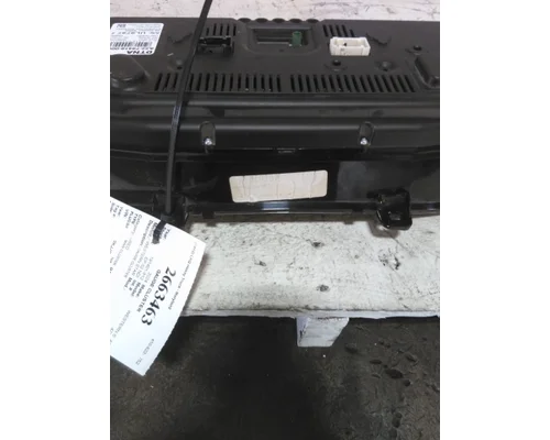 WESTERN STAR 47X SB GAUGE CLUSTER