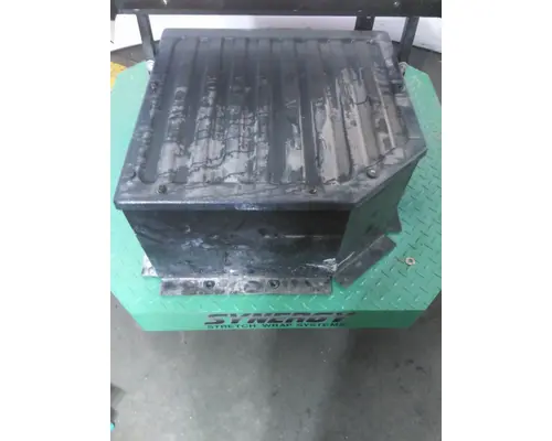 WESTERN STAR 47X SB SEAT, FRONT