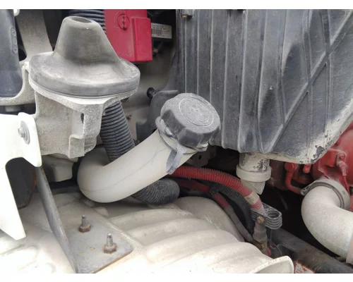 WESTERN STAR 47X SB WINDSHIELD WASHER RESERVOIR
