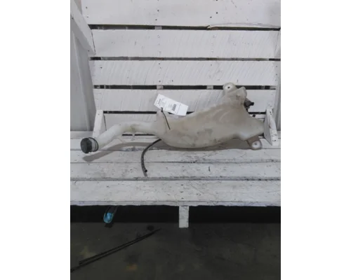 WESTERN STAR 47X SB WINDSHIELD WASHER RESERVOIR
