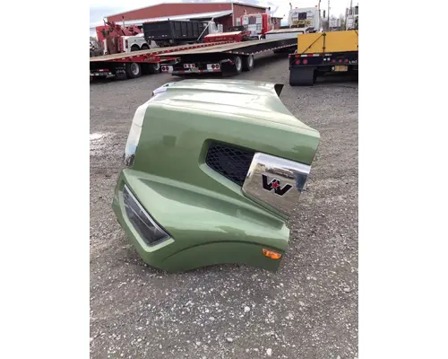 WESTERN STAR 47X HOOD