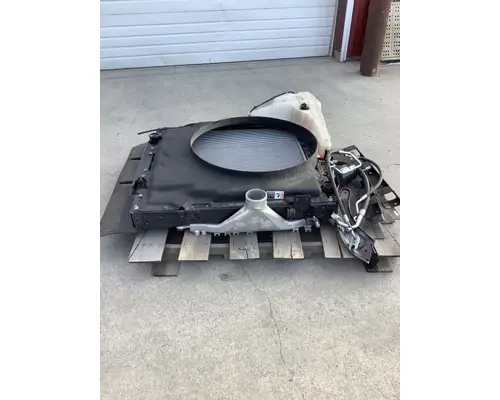 WESTERN STAR 47X RADIATOR