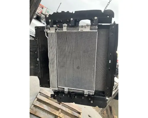 WESTERN STAR 47X Radiator