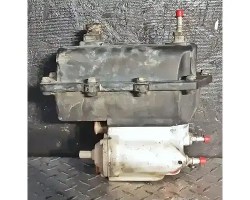 WESTERN STAR 4800 DEF Pump