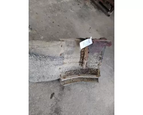 WESTERN STAR 4800 FENDER EXTENSION
