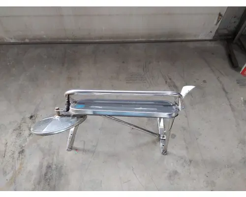 WESTERN STAR 4800 MIRROR ASSEMBLY CABDOOR