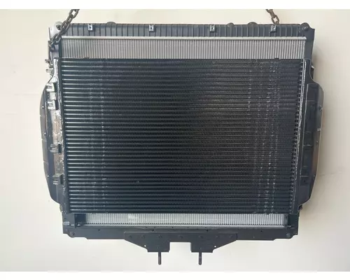 WESTERN STAR 4800 Radiator