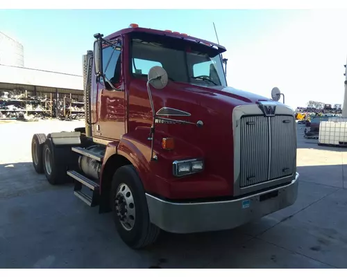 WESTERN STAR 4800 WHOLE TRUCK FOR RESALE