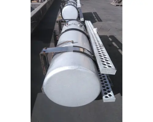 WESTERN STAR 4900 2002-2006 FUEL TANK